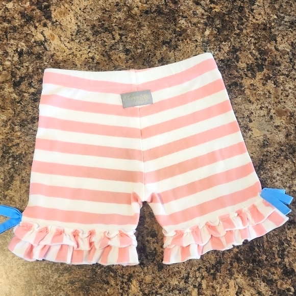 Set - Picture 3 of 5